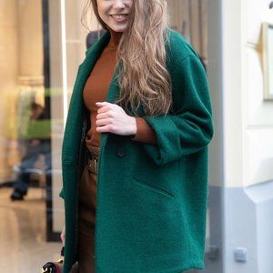 Glamour Trend Women’s Wool Short Coat